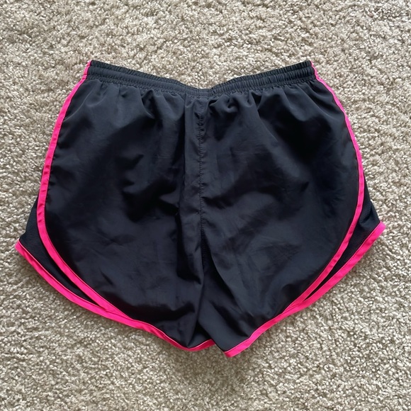 Nike Tempo Shorts - Picture 5 of 5